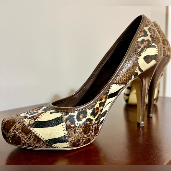 Women’s leopard/zebra/cheetah print 4 inch heels. Gently worn. Good condition. - Picture 8 of 11